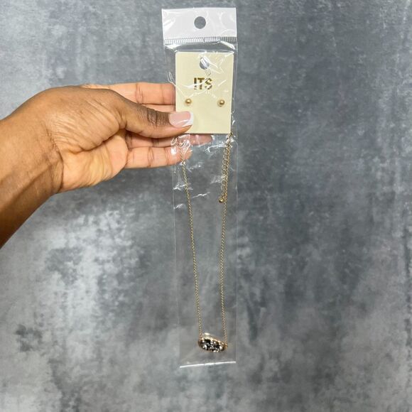 Oval Hematite Glitter Pendant Necklace, Gold-Tone, NWT - Picture 2 of 8